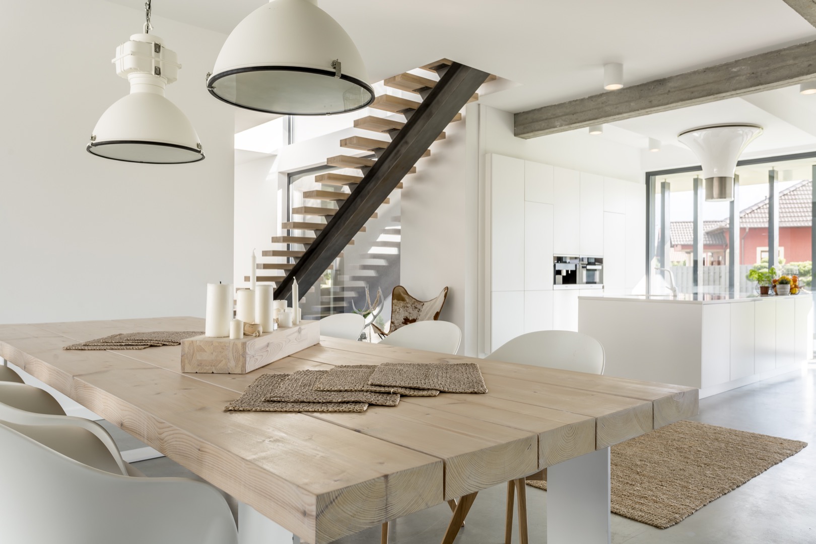Ample apartment at last floor