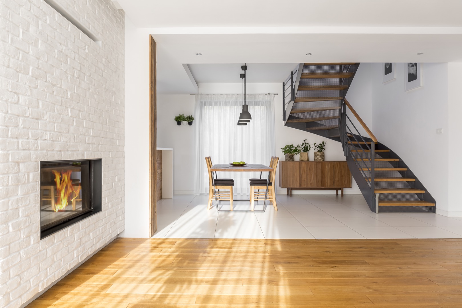 Ample apartment at last floor